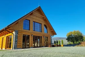 a8375-chalet-januska-20231213-010320-7557-1